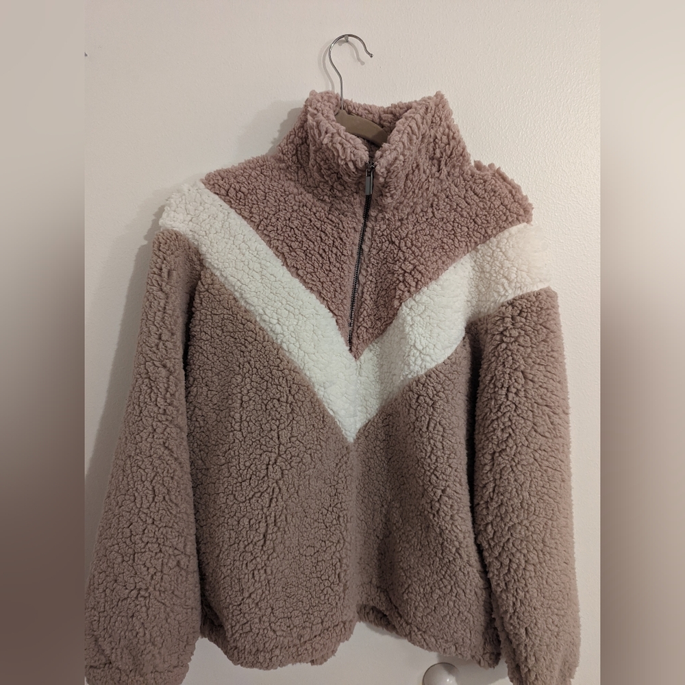 New Nine Wear Puffy Zip Pullover